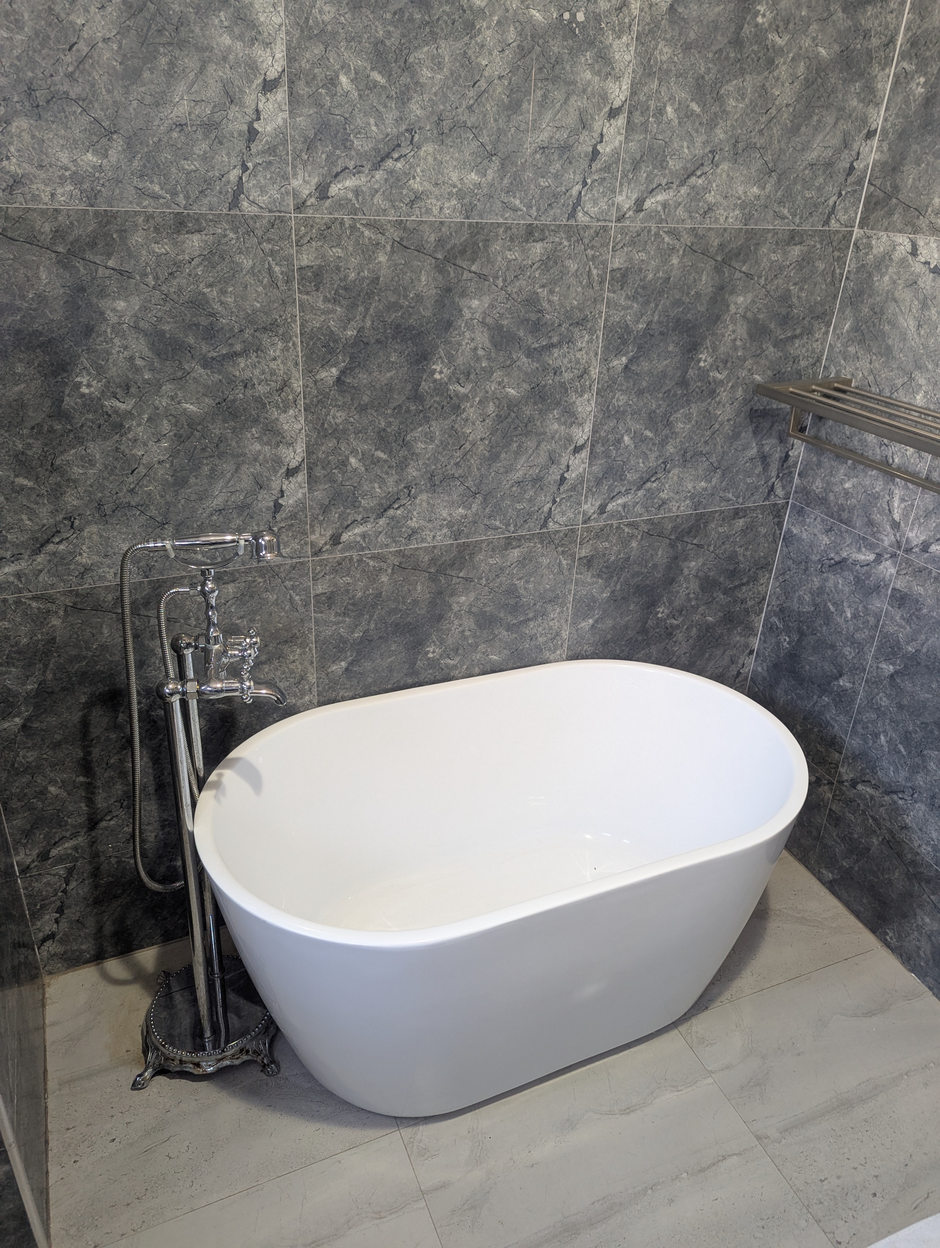 Executive room bathroom